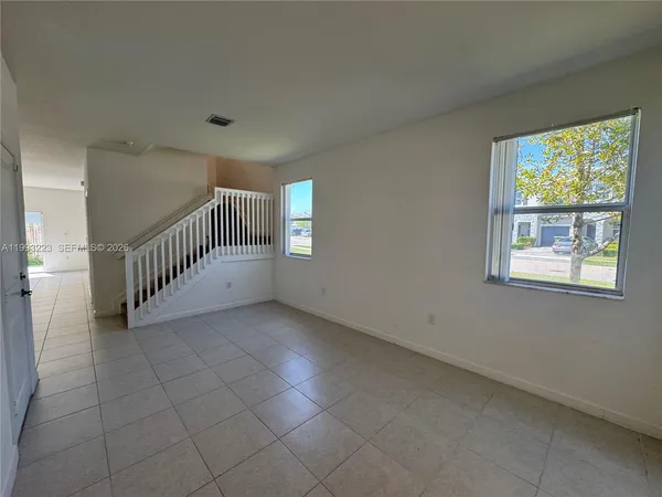 $2,549 | 1110 Southeast 27th Street, Unit 1110, Homestead, FL 33035