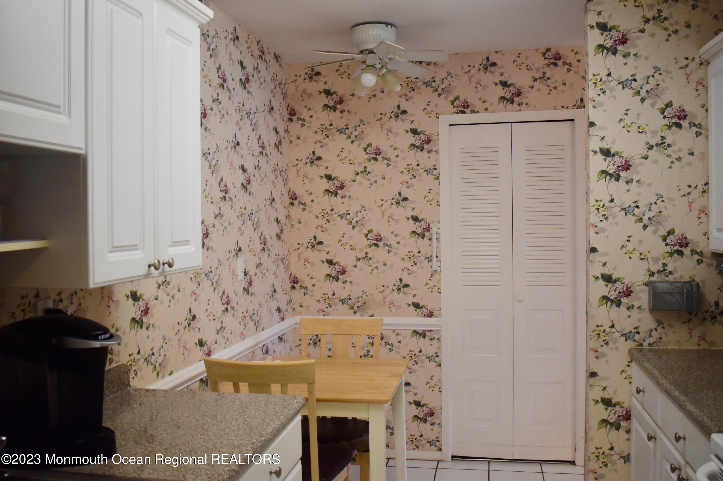 95 Arrowood Road, Unit B Manalapan, NJ 07726 - Photo 8 of 14 DSC_0073