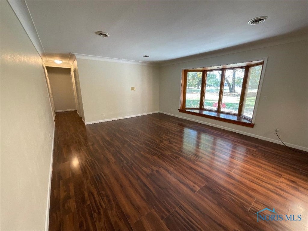 3337 Butz Road Maumee, OH 43537 - Photo 3 of 25 Gallery Image 3