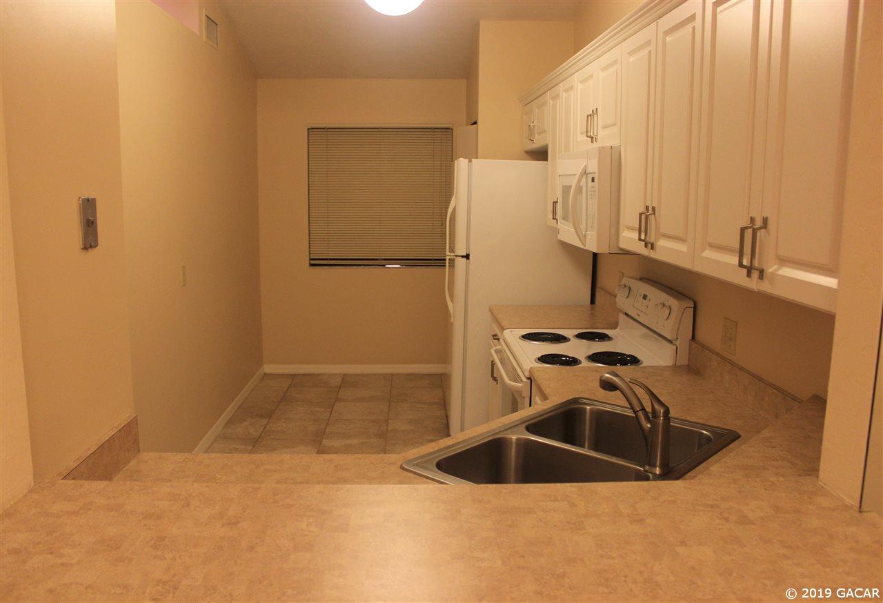 821 Southwest 50th Way Gainesville, FL 32607 - Photo 3 of 14