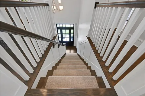 $1,949,000 | 5004 West 70th Street, Prairie Village, KS 66208