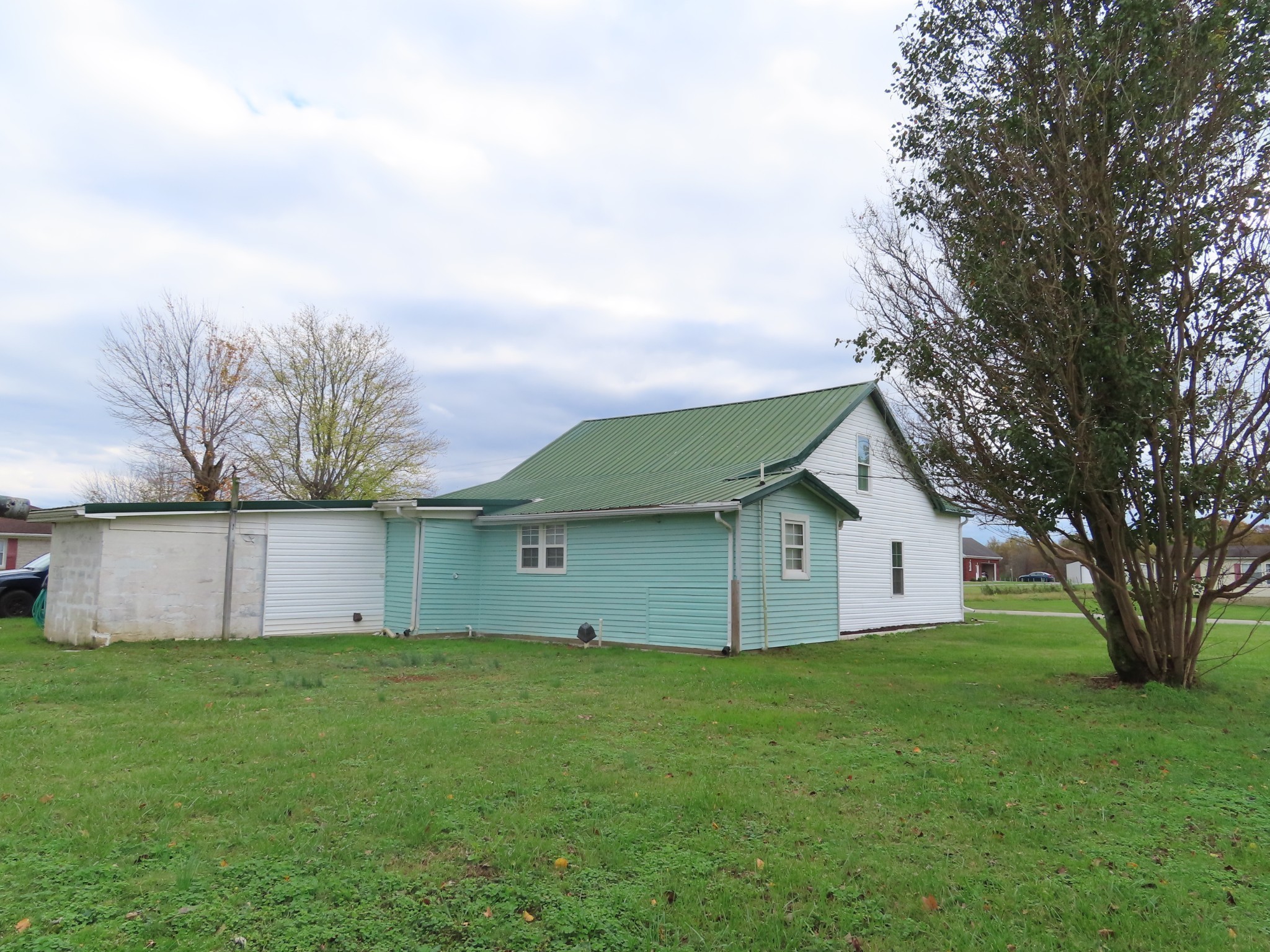 1263 Union Camp Road Lafayette, TN 37083 - Photo 5 of 22