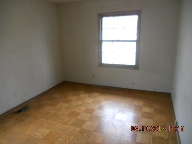 7910 Placing Road Indianapolis, IN 46226 - Photo 5 of 6 Gallery Image 5