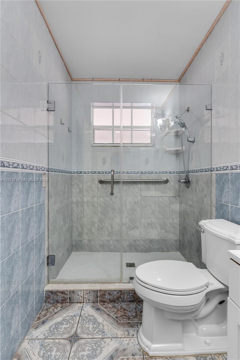 380 East 56th Street Hialeah, FL 33013 - Photo 20 of 29