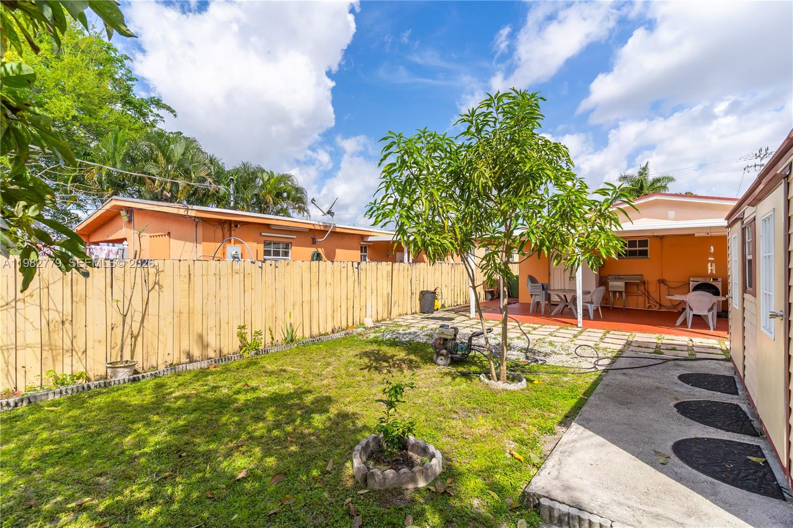 380 East 56th Street Hialeah, FL 33013 - Photo 24 of 29