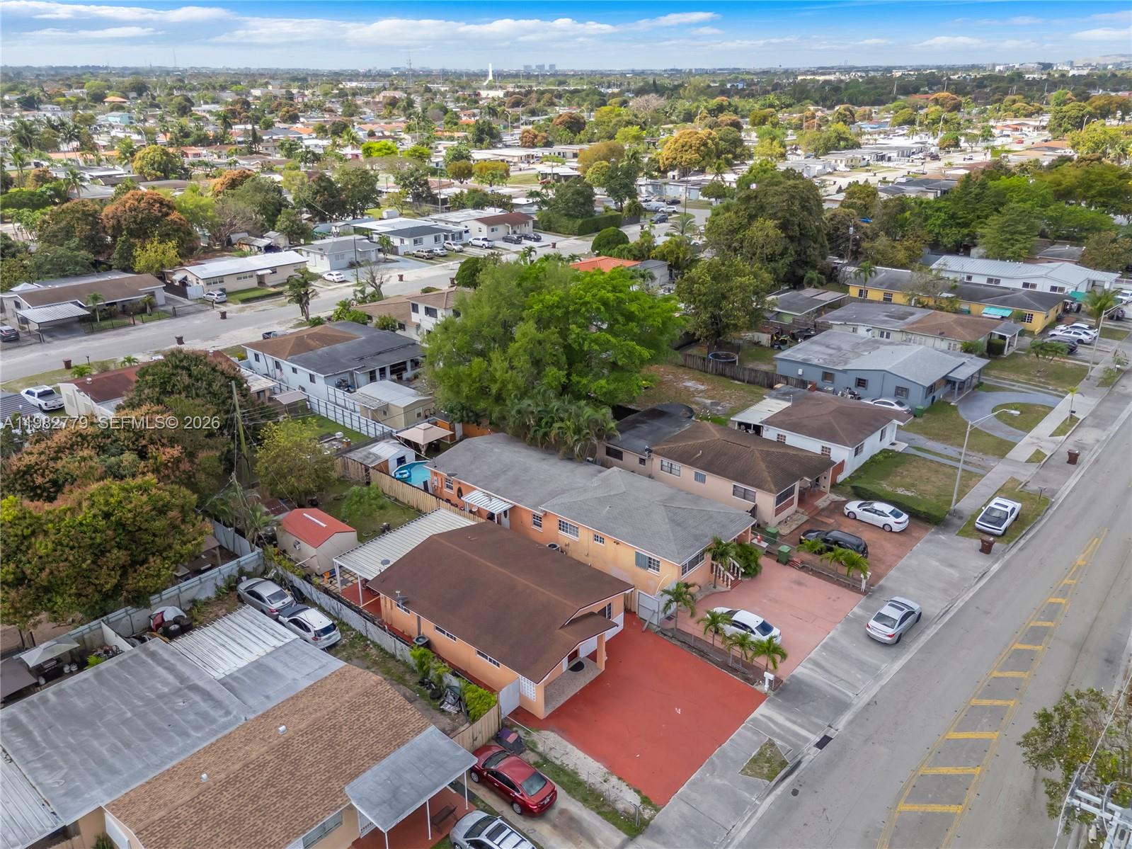 380 East 56th Street Hialeah, FL 33013 - Photo 5 of 29