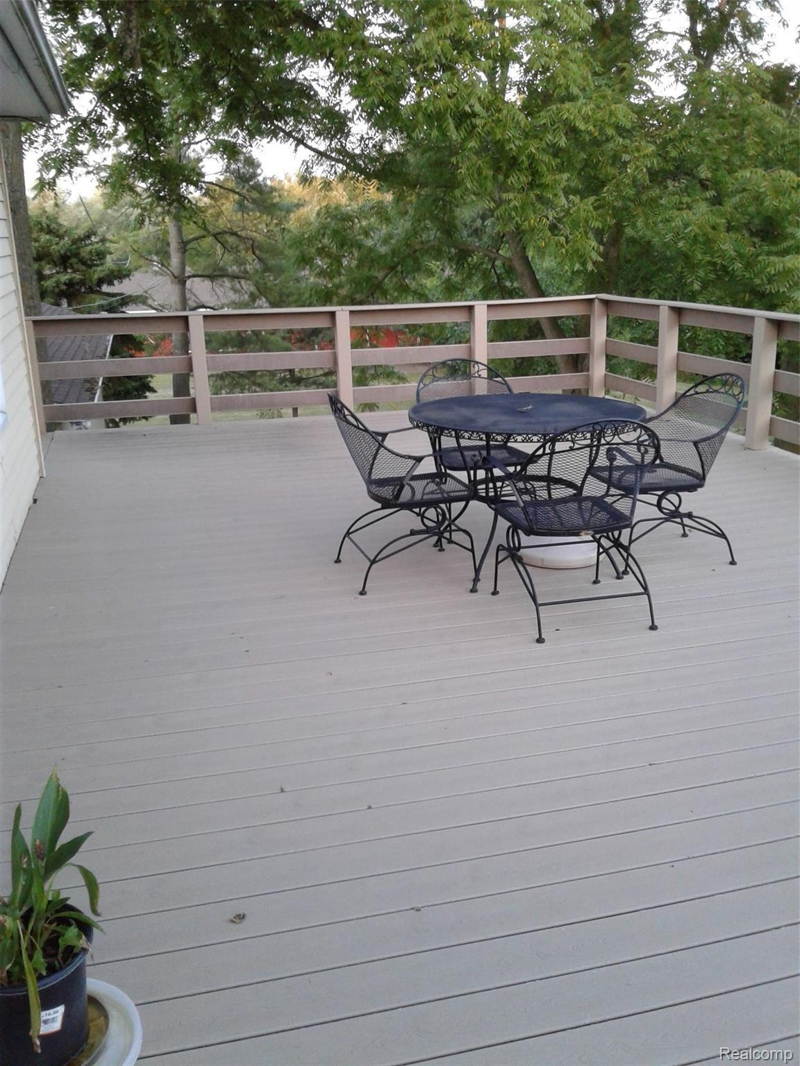 4373 Lippincott Road Lapeer, MI 48446 - Photo 23 of 29 3.jpg