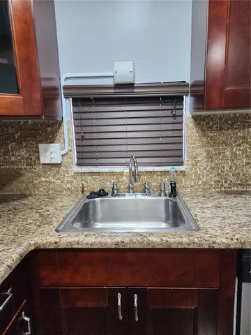 $2,100 | 681 South Hollybrook Drive, Unit 110, Pembroke Pines, FL 33025