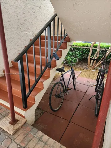 $2,100 | 681 South Hollybrook Drive, Unit 110, Pembroke Pines, FL 33025