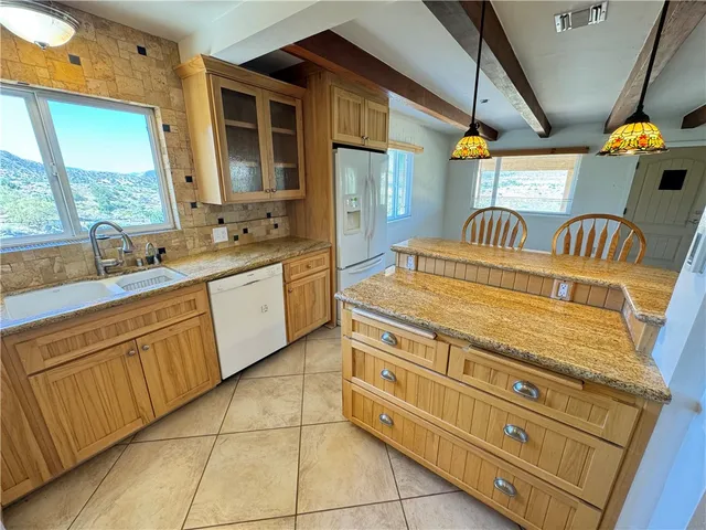 $3,650 | 32615 Calle Del Roja, Acton, CA 93510