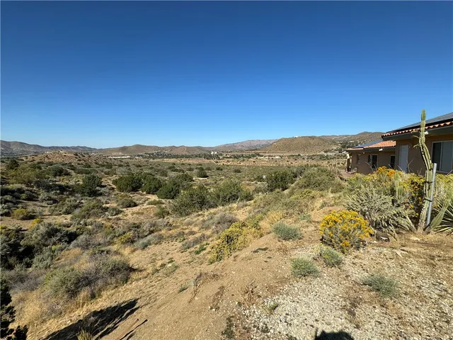 $3,650 | 32615 Calle Del Roja, Acton, CA 93510