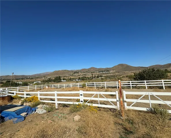 $3,650 | 32615 Calle Del Roja, Acton, CA 93510