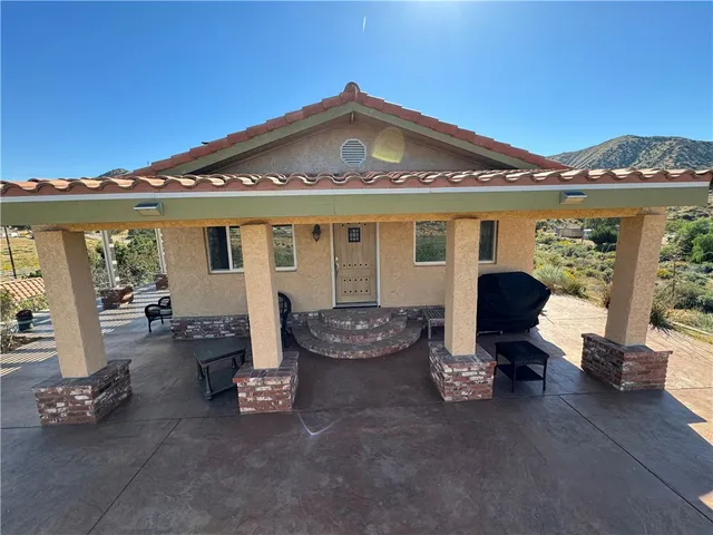 $3,650 | 32615 Calle Del Roja, Acton, CA 93510