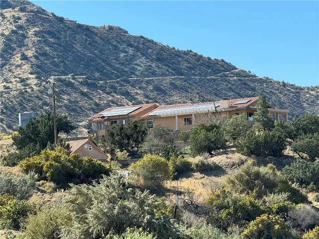 $3,650 | 32615 Calle Del Roja, Acton, CA 93510