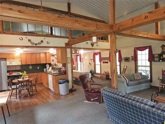 $425,000 | 350 Oak Creek Trail, Thrall, TX 76578