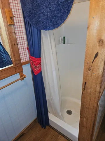 $425,000 | 350 Oak Creek Trail, Thrall, TX 76578