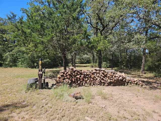 $425,000 | 350 Oak Creek Trail, Thrall, TX 76578