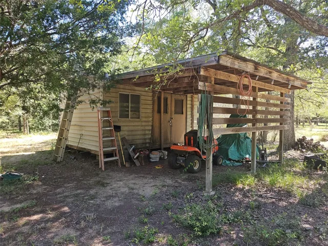 $425,000 | 350 Oak Creek Trail, Thrall, TX 76578