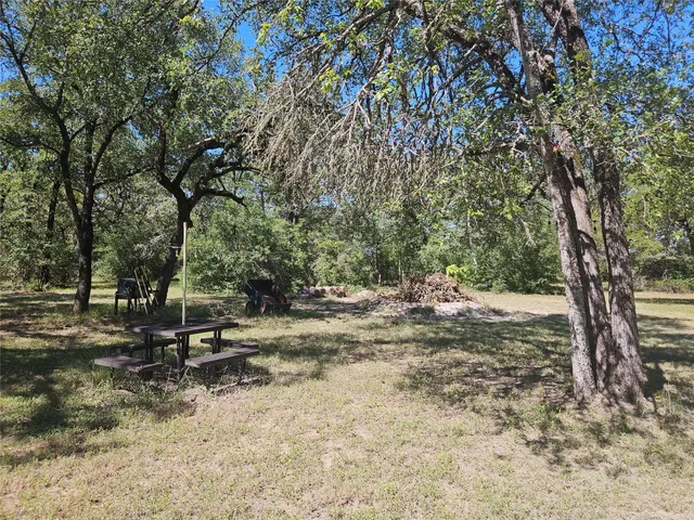 $425,000 | 350 Oak Creek Trail, Thrall, TX 76578