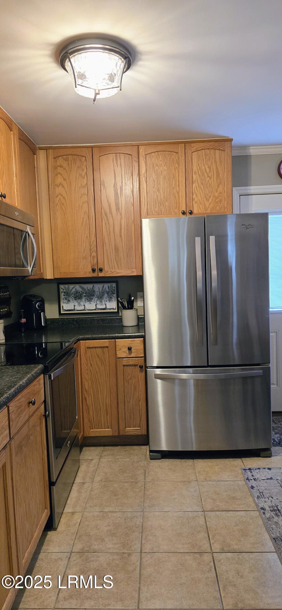 1 Taft Street, Unit 112 Beaufort, SC 29902 - Photo 6 of 15 20250922_154243~2