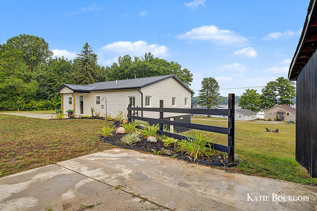 7510 Taft Road Mecosta, MI 49332 - Photo 31 of 42 3X0A8900