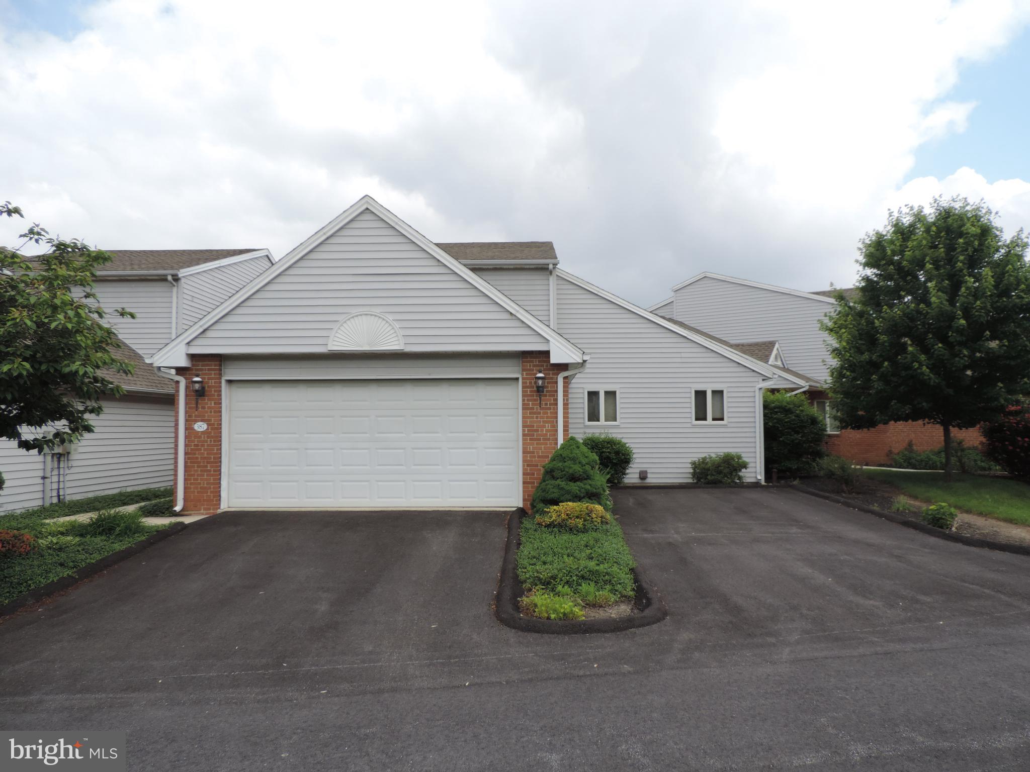 387 Tri Hill Road York, PA 17403 - Photo 1 of 27 Gallery Image 1