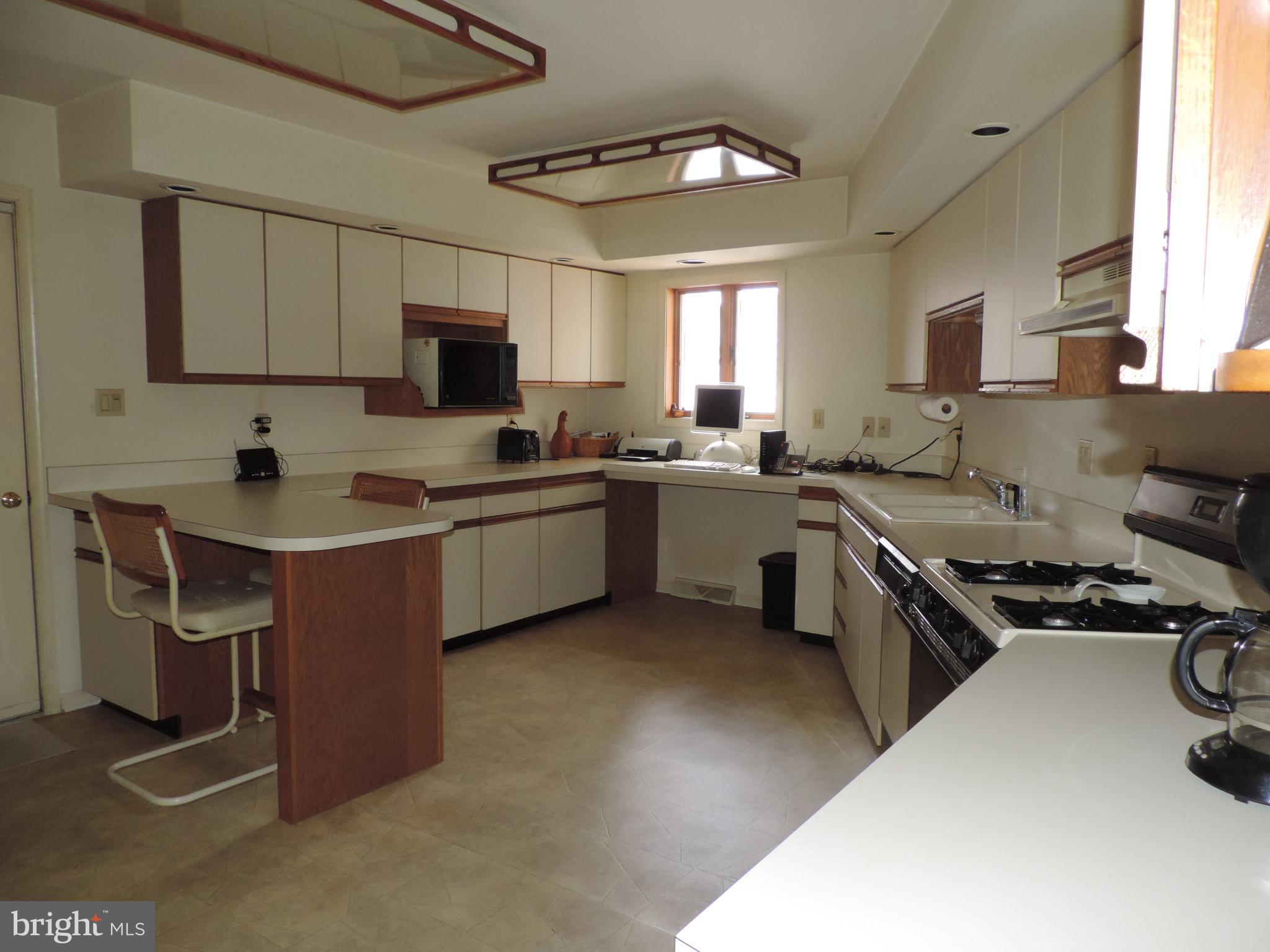387 Tri Hill Road York, PA 17403 - Photo 13 of 27 Gallery Image 13