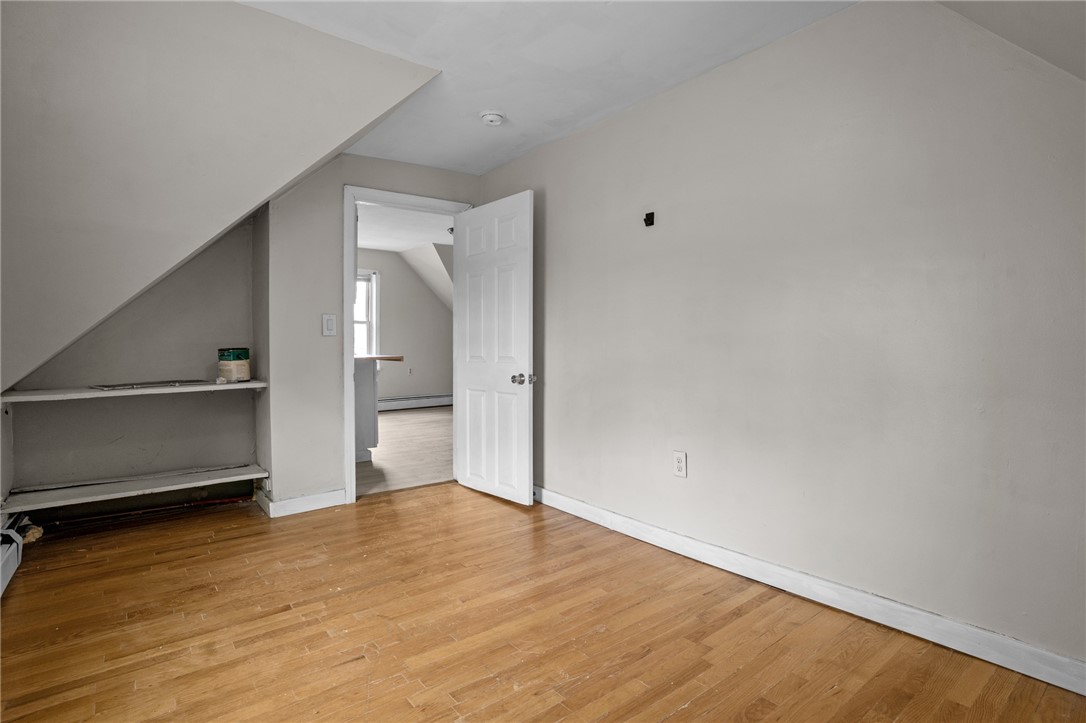 116 Laura Street Providence, RI 02907 - Photo 32 of 36 Third unit