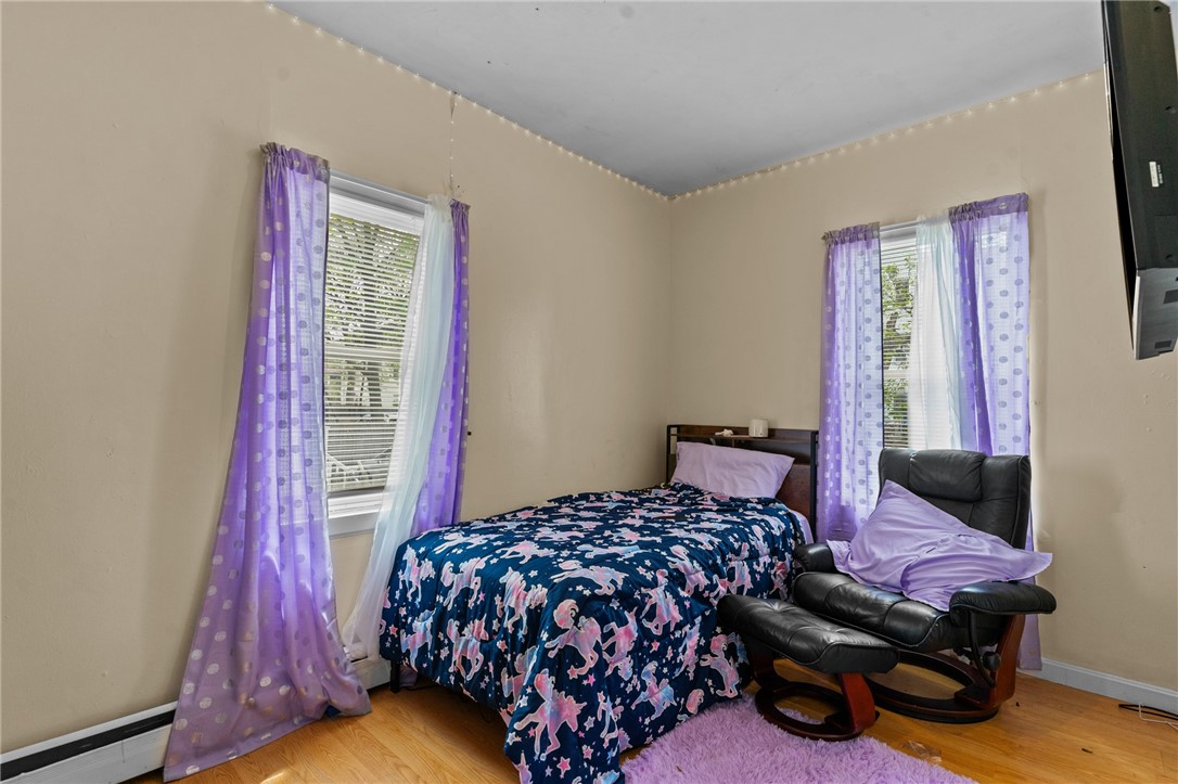 116 Laura Street Providence, RI 02907 - Photo 9 of 36 First unit