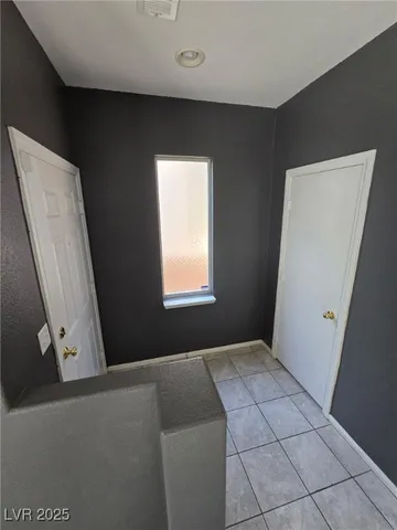 $2,500 | 10005 Calabasas Avenue, Las Vegas, NV 89117