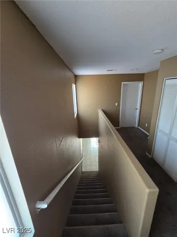 $2,500 | 10005 Calabasas Avenue, Las Vegas, NV 89117