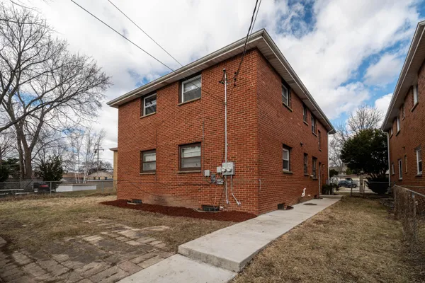 $289,900 | 3437 North 83rd Street, Unit 3439, Milwaukee, WI 53222