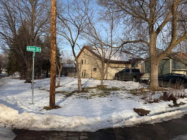 $344,900 | 301 Aster Drive, Northfield, MN 55057