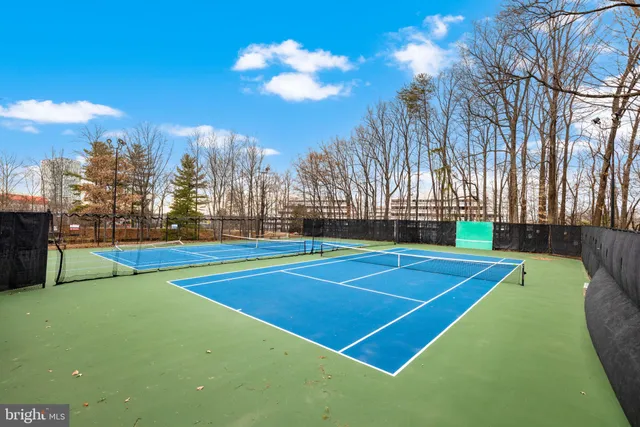 $498,750 | 8380 Greensboro Drive, Unit 221, McLean, VA 22102