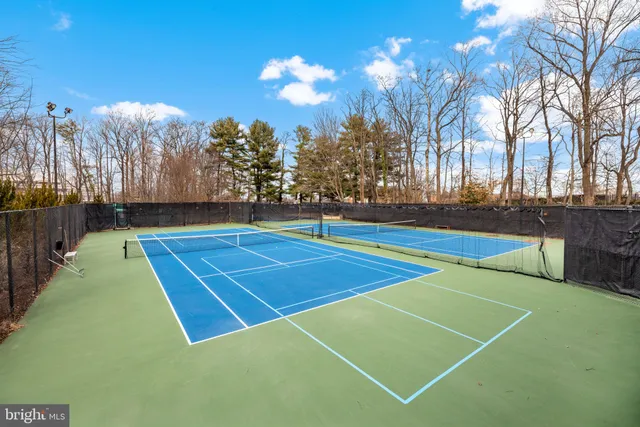 $498,750 | 8380 Greensboro Drive, Unit 221, McLean, VA 22102