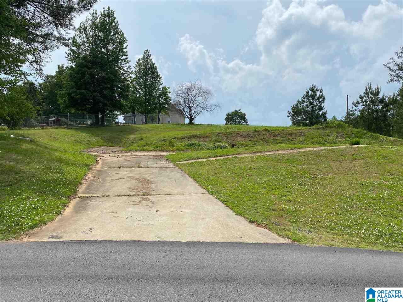 1017 South Hillcrest Road, Unit 36 Odenville, AL 35120 - Photo 1 of 2