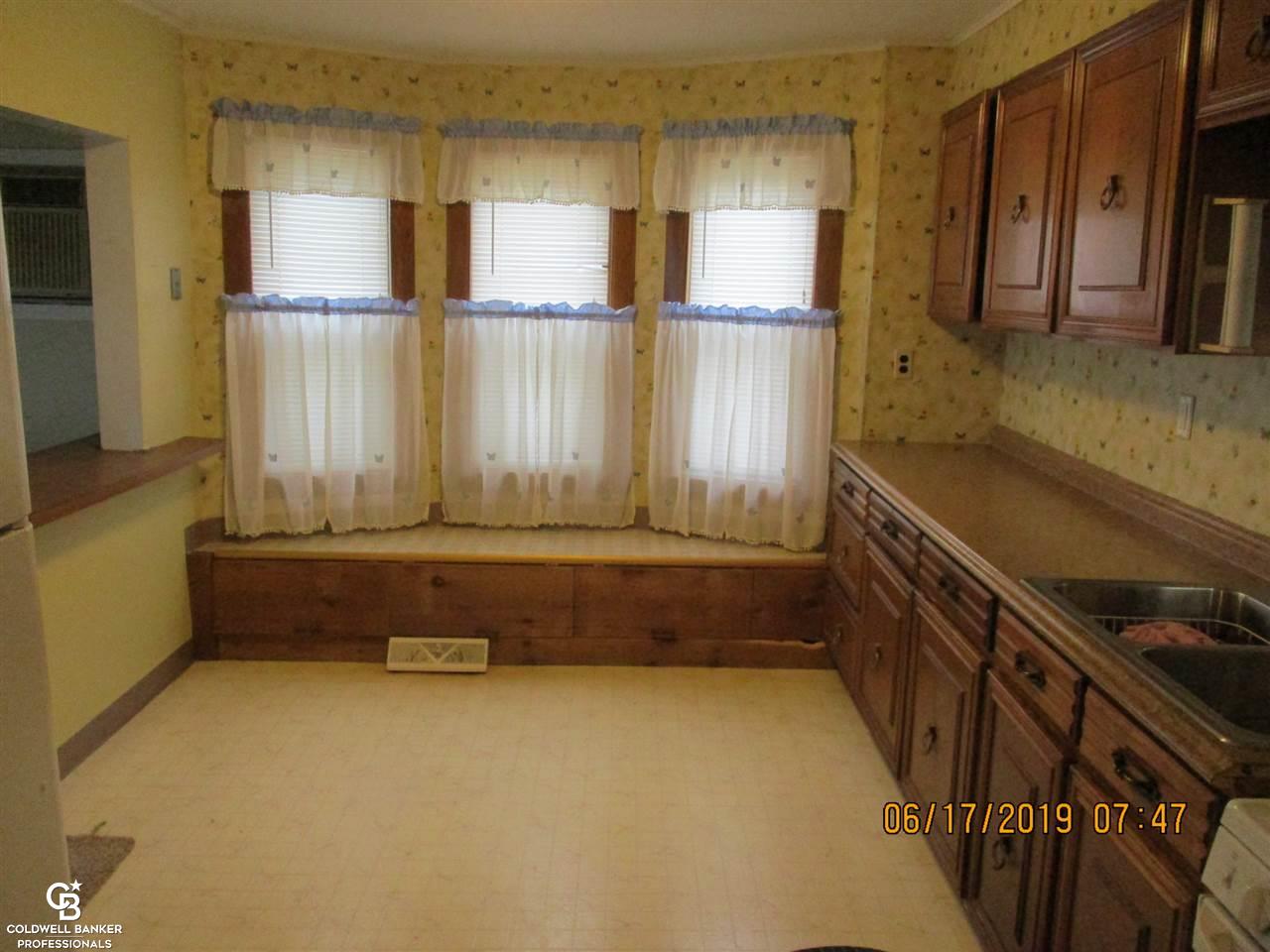 5338 Lakeshore Road Fort Gratiot, MI 48059 - Photo 36 of 41 31384276-35.JPG