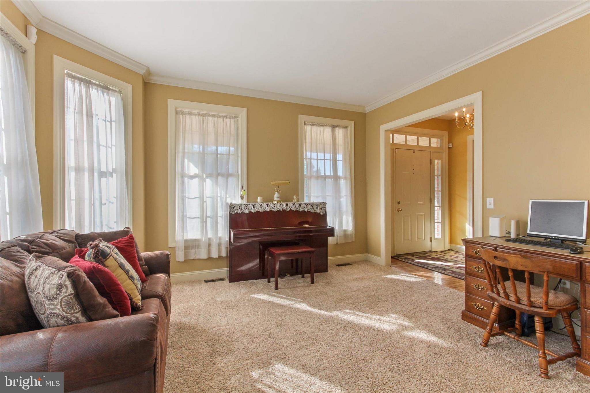 16 West Mulberry Hill Road Carlisle, PA 17013 - Photo 10 of 39 Gallery Image 10