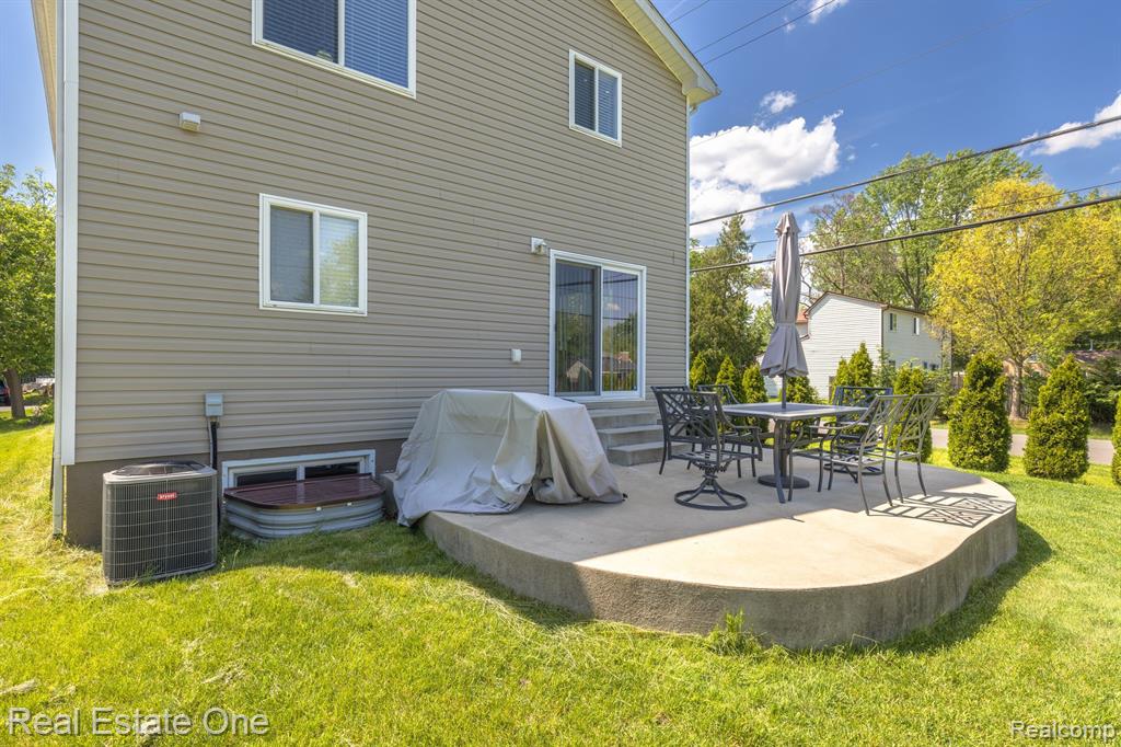 3219 Harrison Avenue Rochester Hills, MI 48307 - Photo 26 of 42