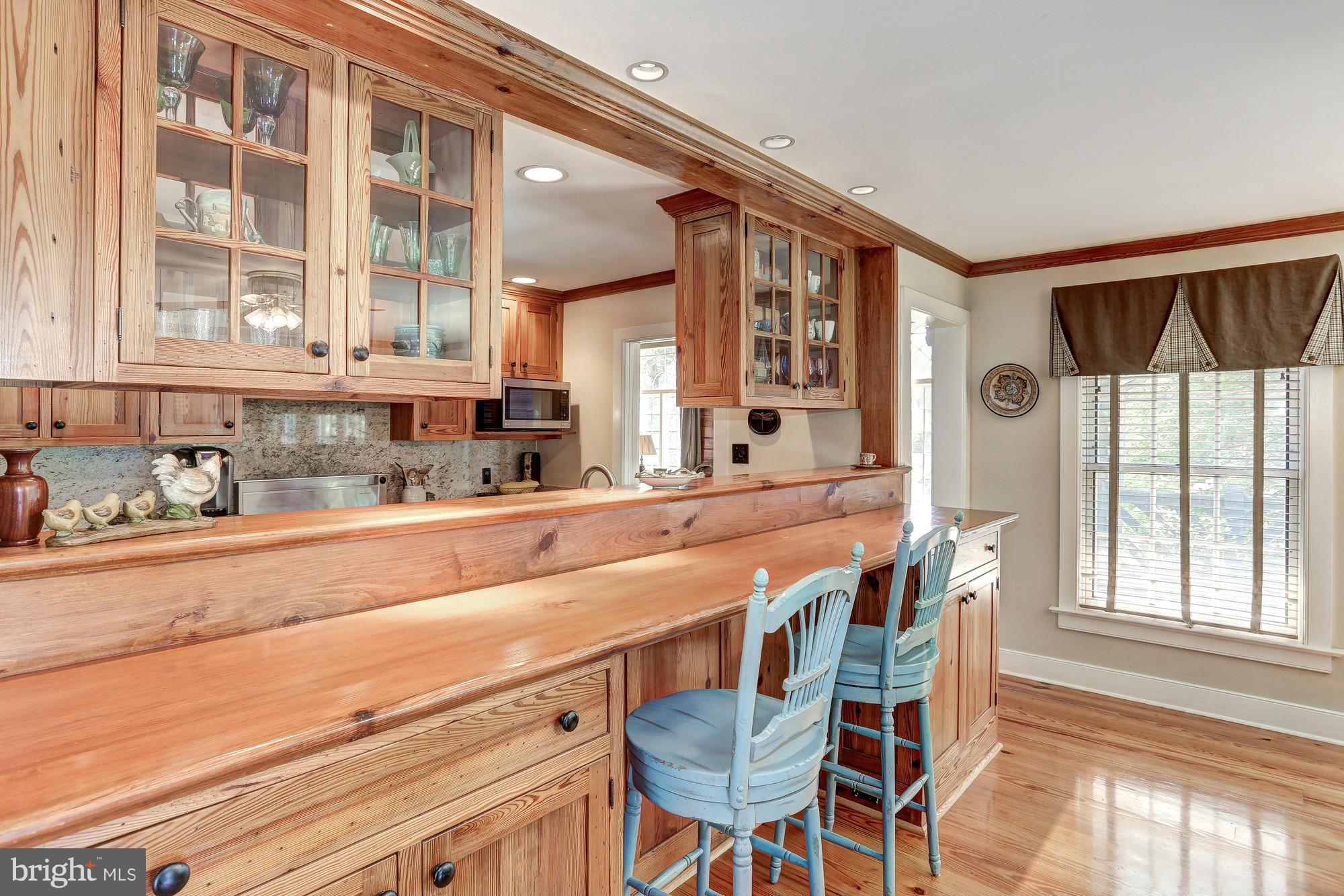18099 Raven Rocks Road Bluemont, VA 20135 - Photo 11 of 30 Charm and character throughout