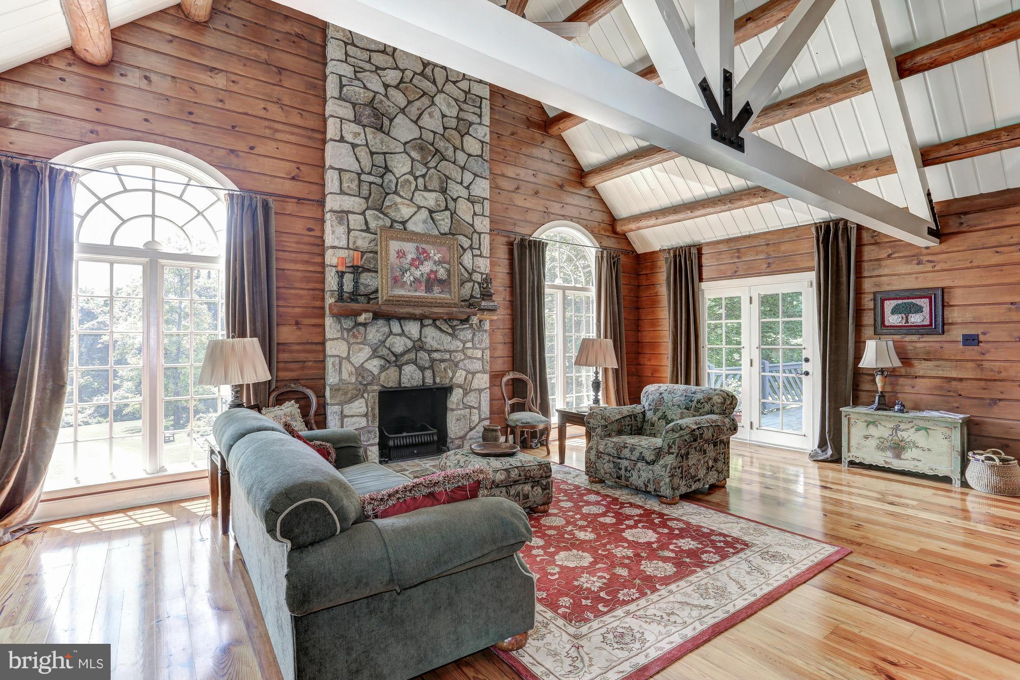18099 Raven Rocks Road Bluemont, VA 20135 - Photo 7 of 30 Plenty of light in this wonderful room