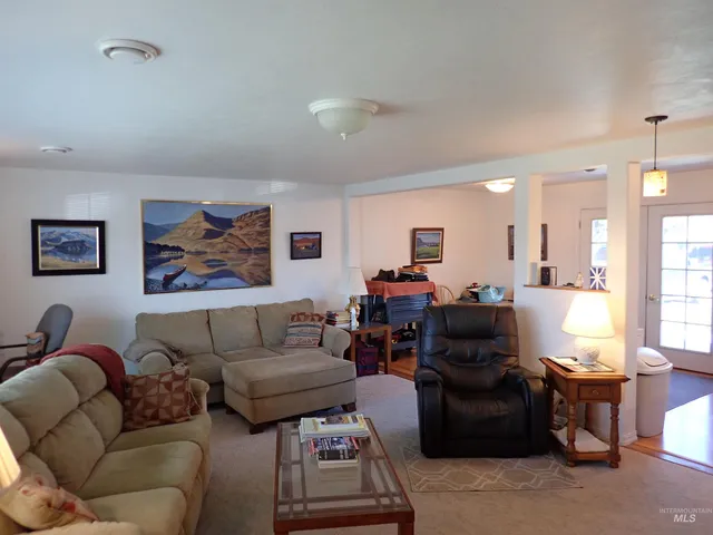 $305,000 | 1039 15th Street, Clarkston, WA 99403