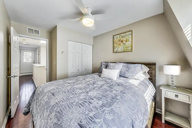 $8,000 | 1351 West Altgeld Street, Unit 4D, Chicago, IL 60614