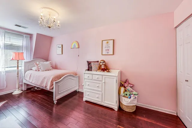 $8,000 | 1351 West Altgeld Street, Unit 4D, Chicago, IL 60614