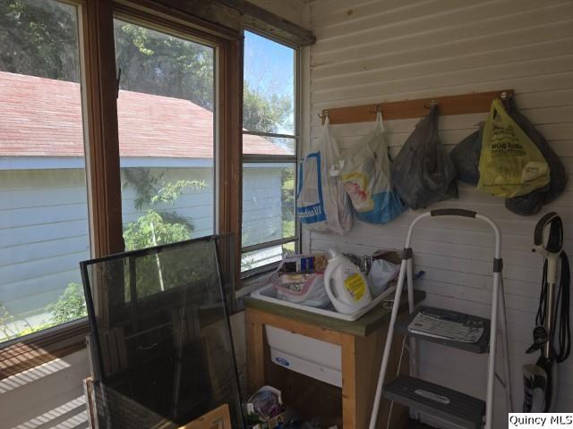 201 Laurel Street Elvaston, IL 62334 - Photo 11 of 17 a living room with furniture and a window