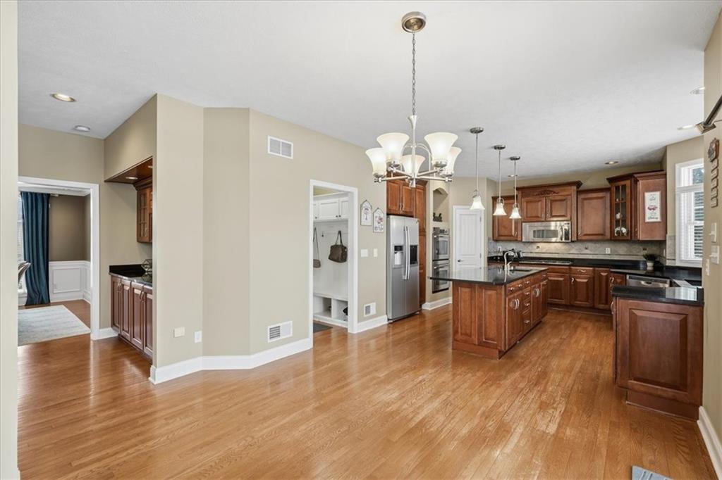 109 Rabold Drive Wexford, PA 15090 - Photo 7 of 43