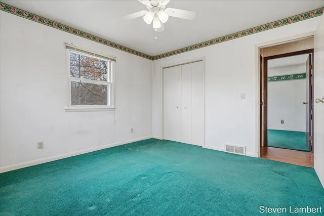 $240,000 | 1306 West B Avenue, Plainwell, MI 49080