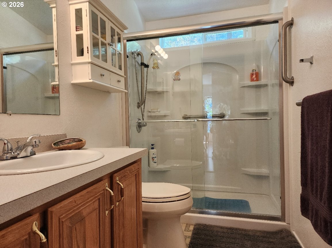 42550 Mill Pond Road Port Orford, OR 97465 - Photo 20 of 35 Bathroom