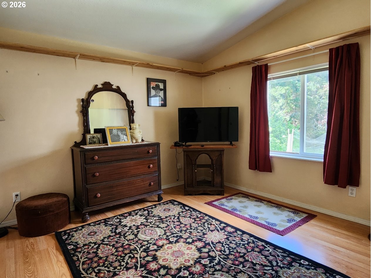 42550 Mill Pond Road Port Orford, OR 97465 - Photo 21 of 35 Bedroom