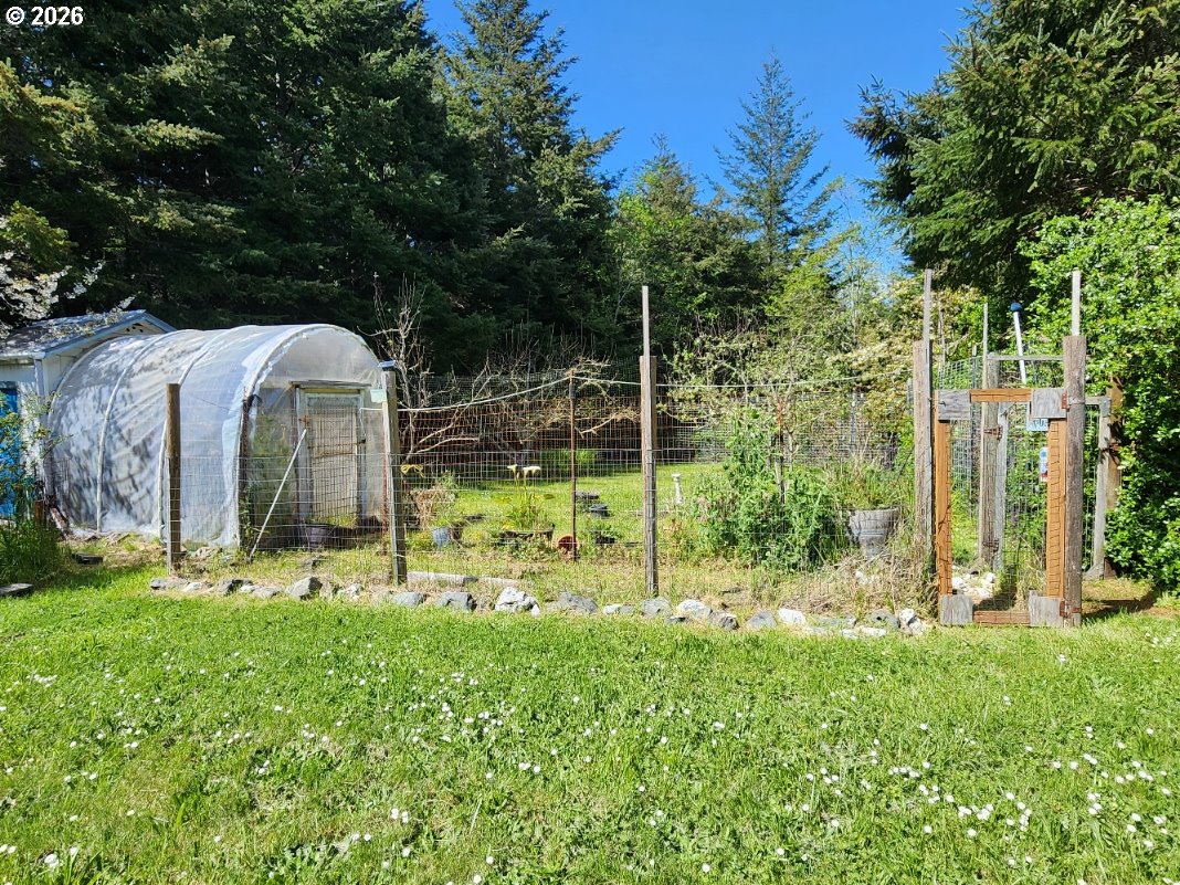 42550 Mill Pond Road Port Orford, OR 97465 - Photo 5 of 35 Greenhouse